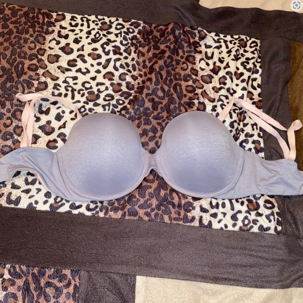 Victoria's Secret Grey and Pink Underwire Bra